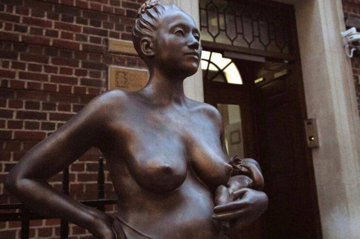Image for New London statue celebrates the unseen strength of mothers