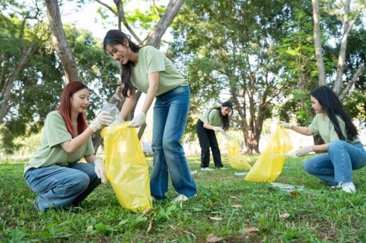 Image for How litter-picking became a competitive sport